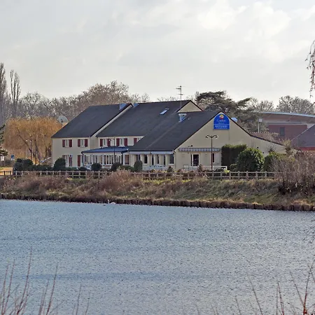 Logis - Hotel & Restaurant Des Lacs Paris Sud