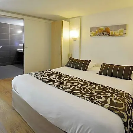 Logis - & Restaurant Des Lacs Paris Sud
