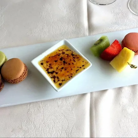 Des Lacs Rest. The Flight Viry-Chatillon
