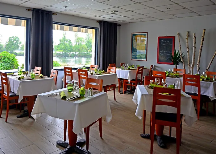 Logis Des Lacs Paris Sud Hotel Viry-Châtillon